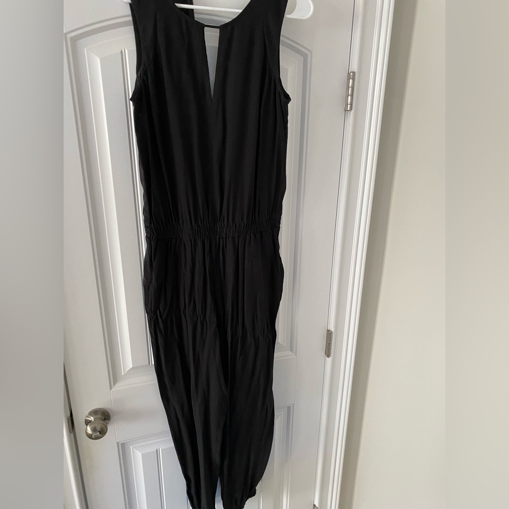 Banana Republic size 8. Black Jumper